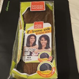 Model Model Extreme Side L-Part Wig - Brown